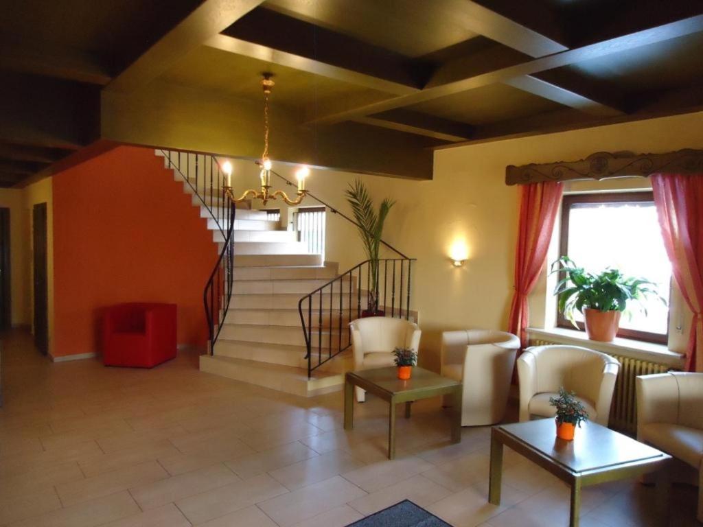 Hotel Hiemer Memmingen Bagian luar foto