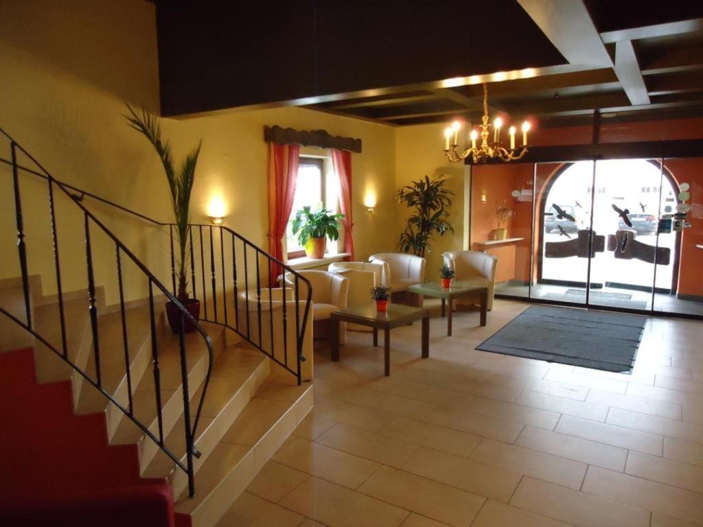 Hotel Hiemer Memmingen Bagian luar foto
