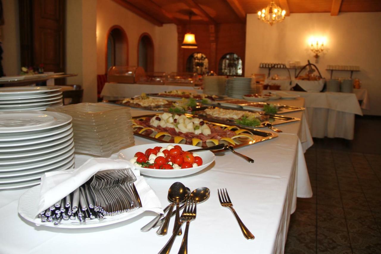 Hotel Hiemer Memmingen Bagian luar foto